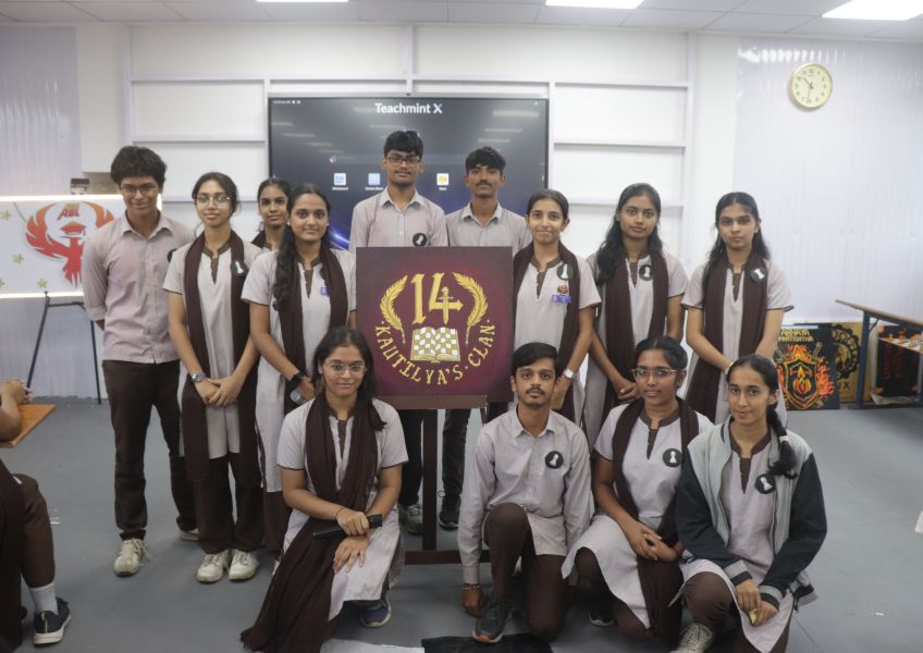 Kautilya_s Clan